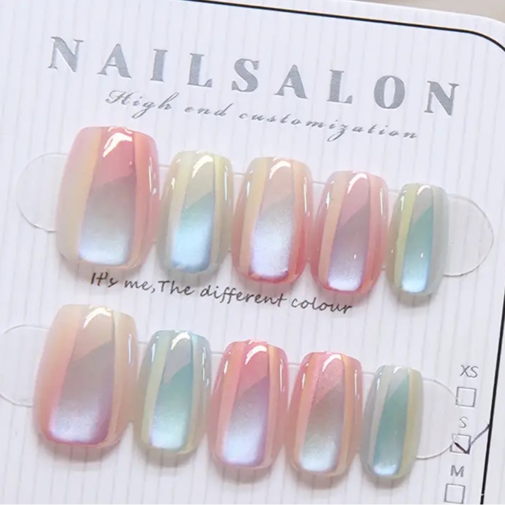 Custom Made Gradient Pastel False Nails Set